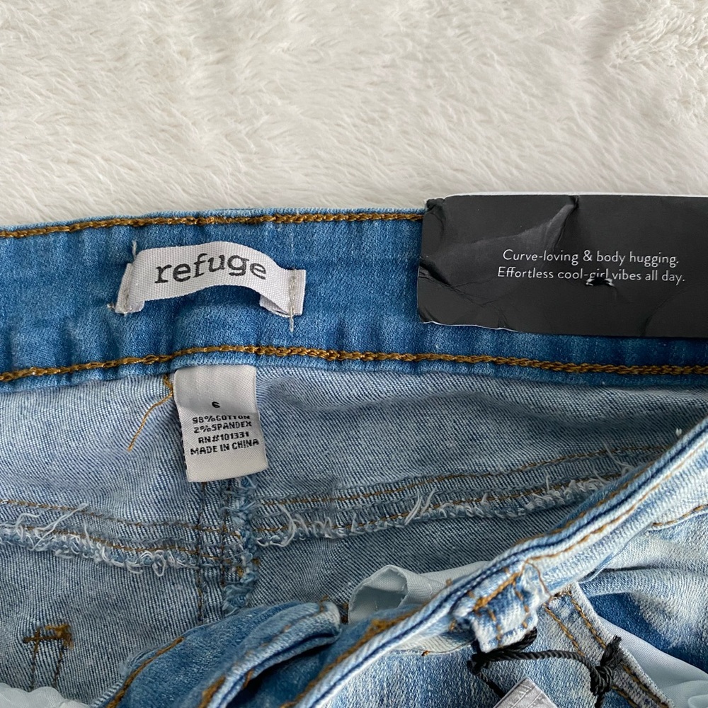 Refuge denim jeans (NWT) - Picture 6 of 12